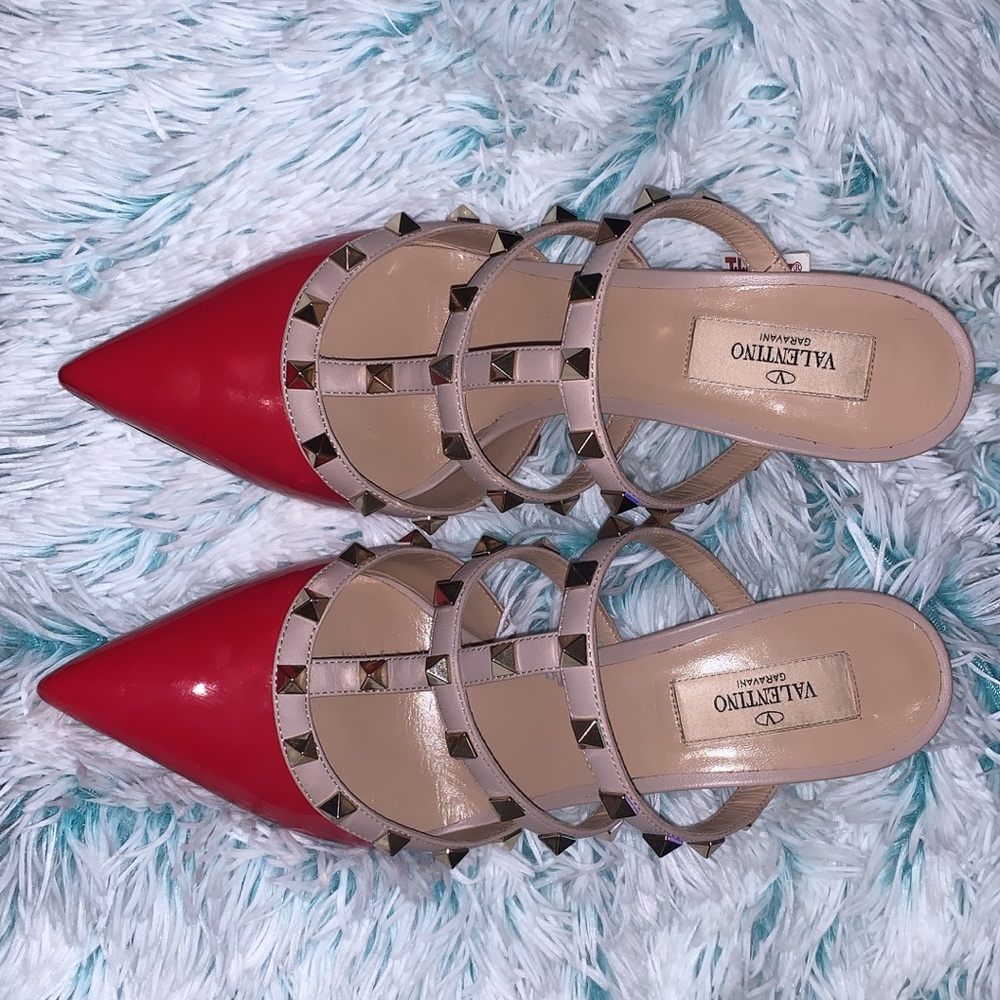 Valentino - Picture 2 of 6